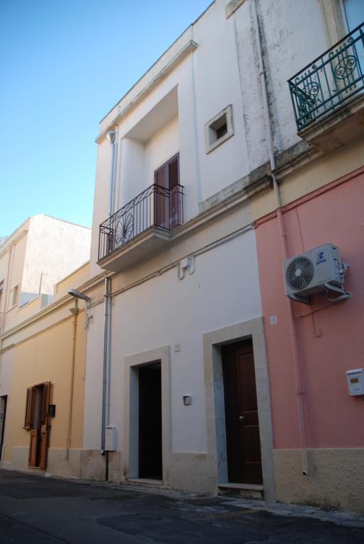 Casa Meravigli Cutrofiano Esterno foto