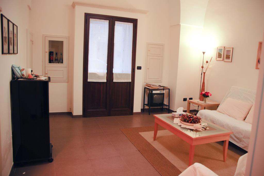 Casa Meravigli Cutrofiano Esterno foto