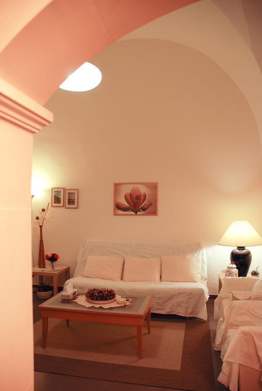 Casa Meravigli Cutrofiano Esterno foto